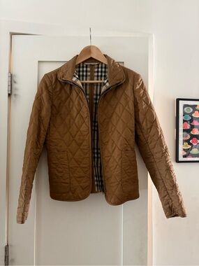 Burberry Women’s Quilted Tan Jacket with Check Lining